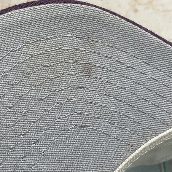 Vintage NHL Anaheim Mighty Ducks #1 Apparel Fitted Hat Size 7.25 Hockey team USA - Picture 12 of 16